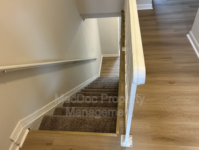 Building Photo - 2538 Sedgewick Pl