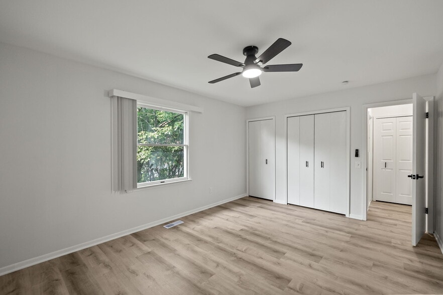 23-web-or-mls-P2555861 - Chestnut Oaks Apartments
