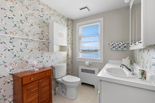 Building Photo - 37 Marmion Way