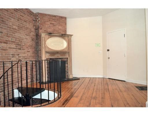 Building Photo - 201 St Botolph St