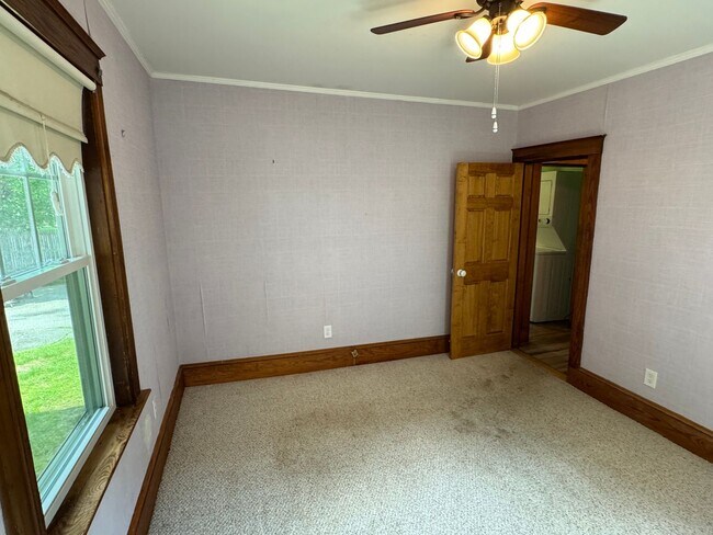Building Photo - 7 Lamoille Ave