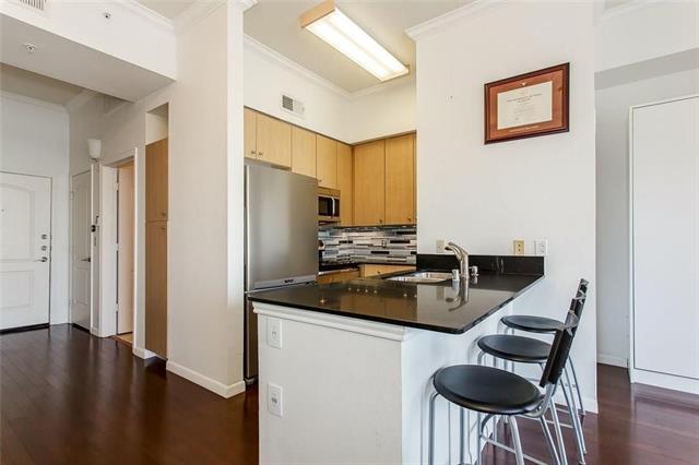 Building Photo - 3225 Turtle Creek Blvd Blvd