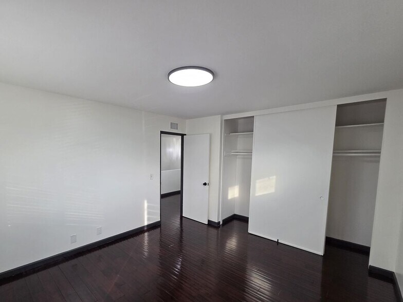 Building Photo - 16732 Busby Ln