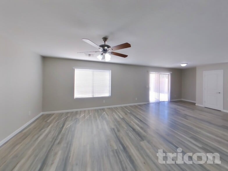 Building Photo - 12367 W Turney Ave