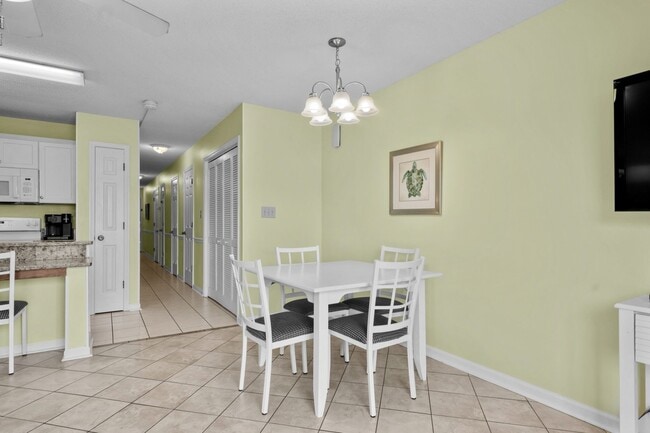 Building Photo - Seasonal Rental Available Now-3/31/26-Wifi...