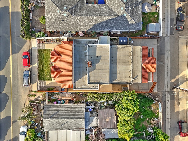 Building Photo - 17054 A Ln