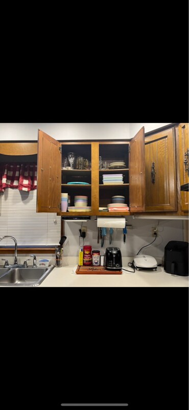 Building Photo - 12120 Valerie Dr