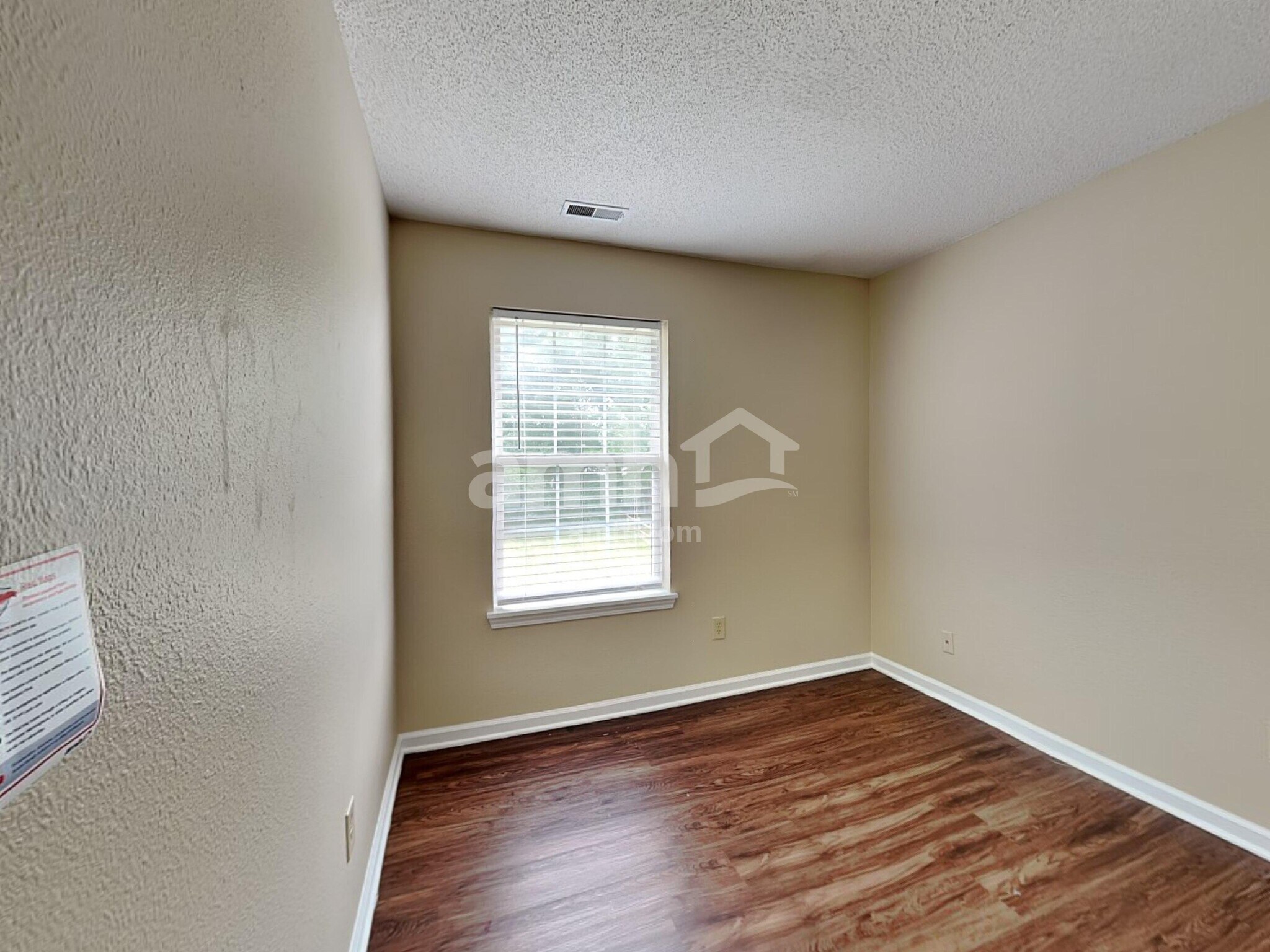 Building Photo - 9017 Stonewall Dr