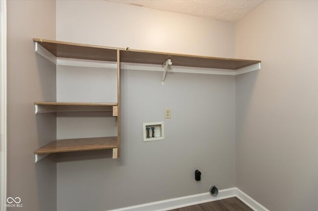 Building Photo - 2099 Galaxy Dr