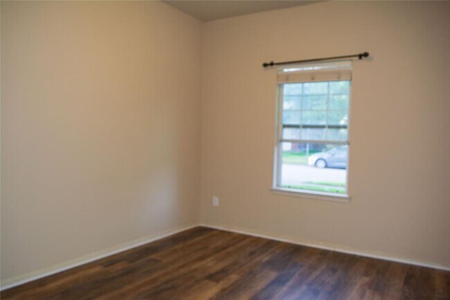 Building Photo - 100 San Simeon Dr