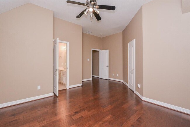 Building Photo - 5007 Barlow Bend Ln