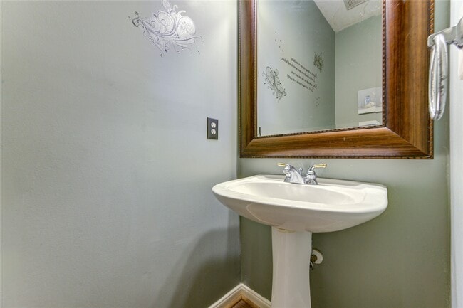 Building Photo - 1223 Oak Canyon Ln