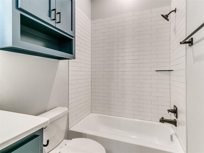 Building Photo - 3013 SW 133rd St