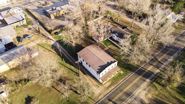 Building Photo - 411 Kaufman St