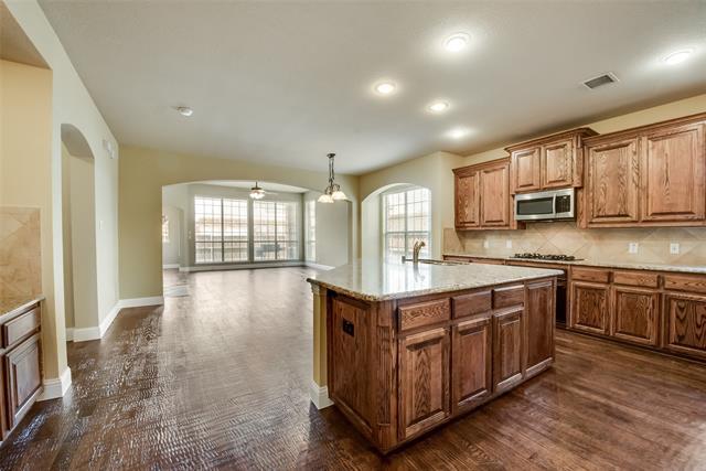 Building Photo - 6072 Wallis Dr