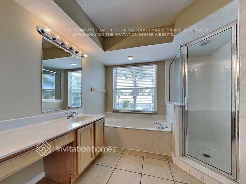 Building Photo - 14985 Faversham Cir