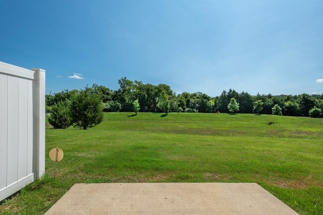 Building Photo - 2103 Portway Alley