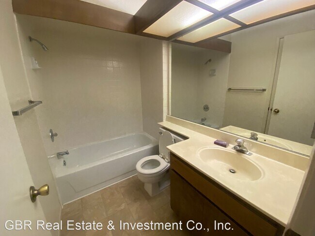 Building Photo - 3 br, 3 bath House - 24 Coyle Creek Circle