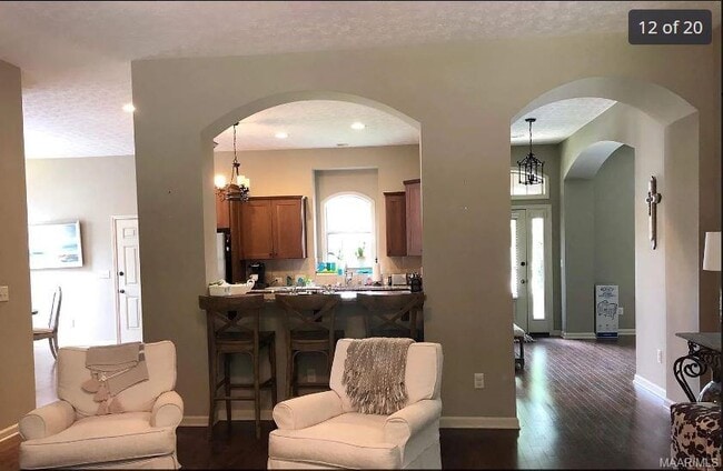 Building Photo - 9624 Gunnison Dr