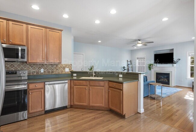 Building Photo - 9069 Brigadier Rd