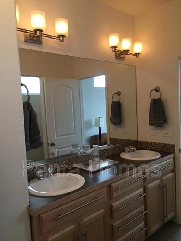 Building Photo - 2326 Forecastle Dr