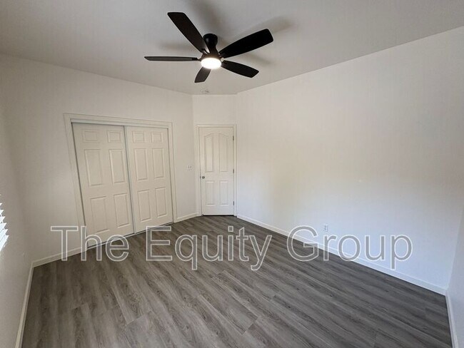 Building Photo - 1106 N Crenshaw St
