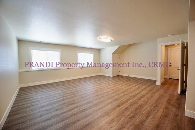 Building Photo - 85 Jackson Dr