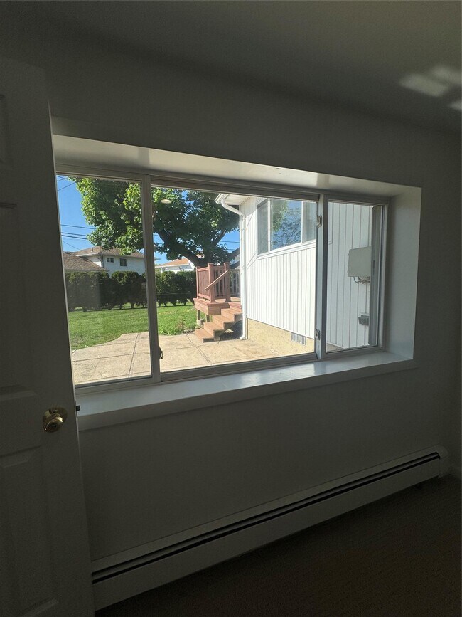 Building Photo - 371 White Birch Ln