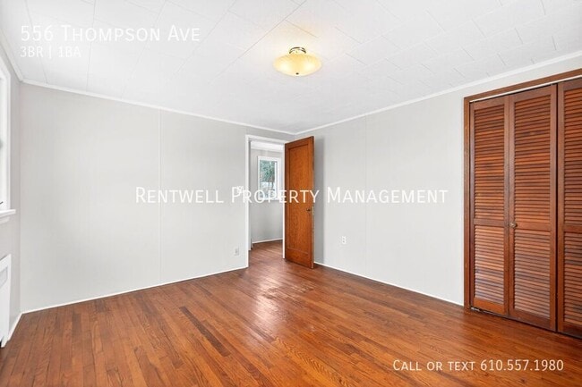 Building Photo - 556 Thompson Ave