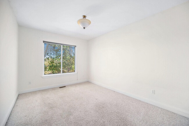 Building Photo - 3029 Aspen Lane
