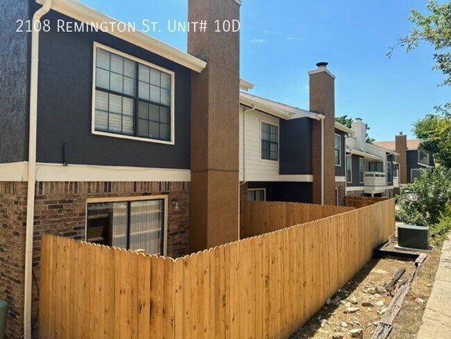 Building Photo - 2108 Remington St