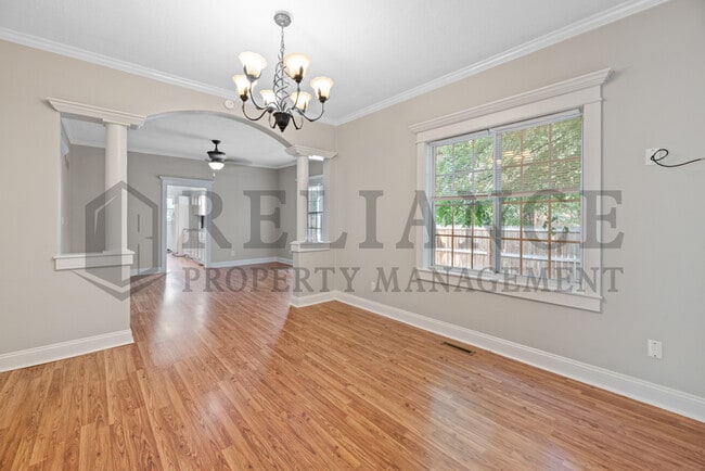 Building Photo - 201 S Volutsia Ave