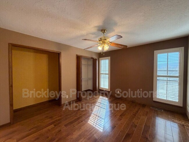 Building Photo - 2 Cochiti Trail