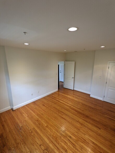 Building Photo - 5611 5th St NW