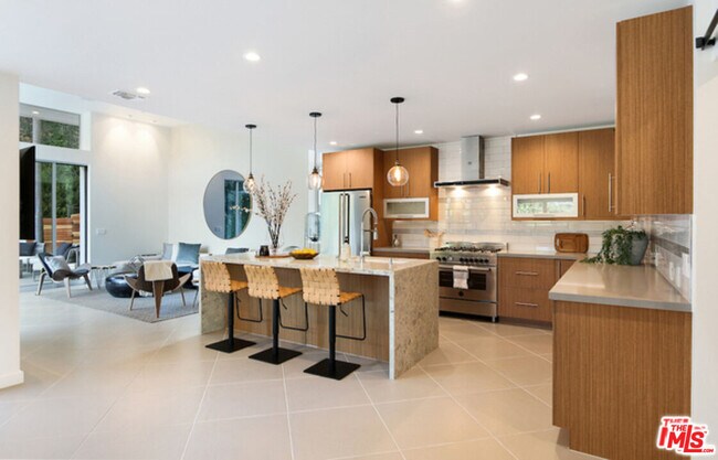 Building Photo - 10486 Sandal Ln