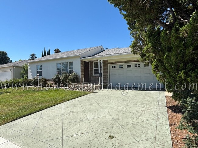 Primary Photo - Lovely Home in a Quiet Neighborhood