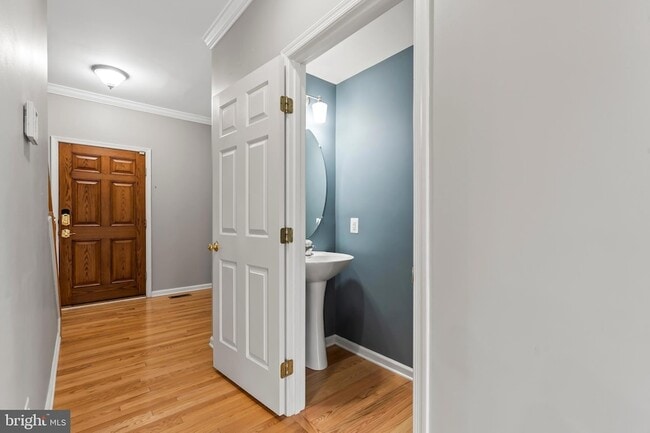 Building Photo - 9343 Morning Walk Dr