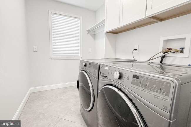 Building Photo - 2809 Bolling Rd