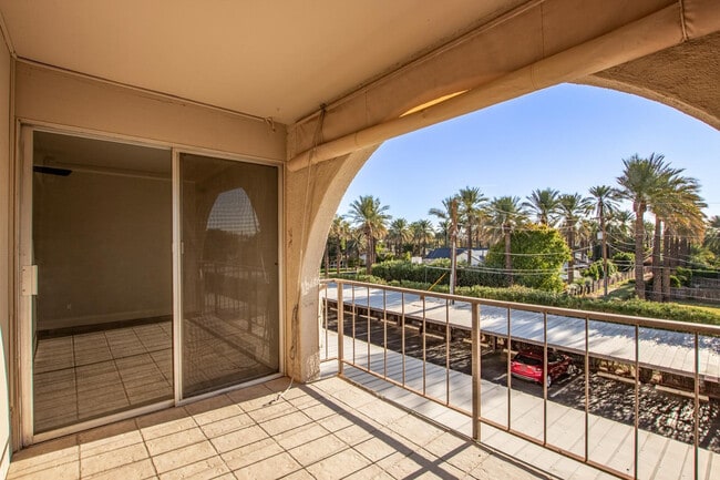 Building Photo - 4727 E Lafayette Blvd