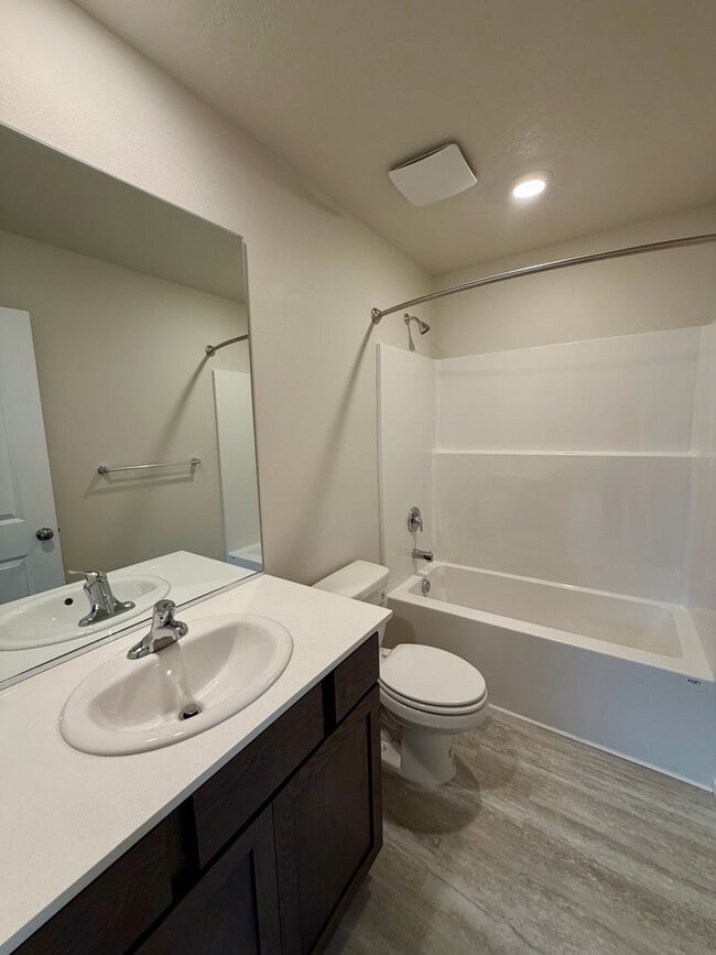 Building Photo - Brand New Construction! 3 Bed + Loft, 2.5 Bath