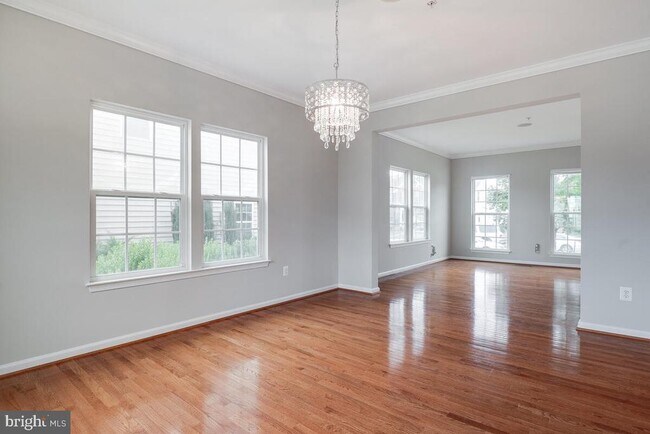 Building Photo - 3676 Clairton St