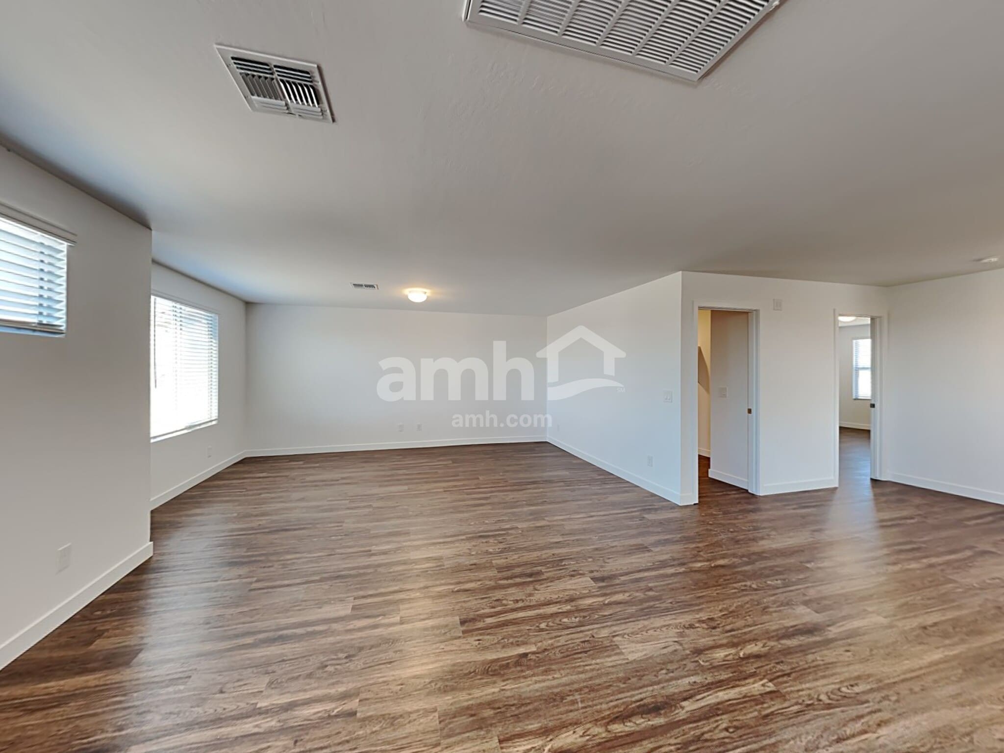 Building Photo - 4313 S 105th Dr