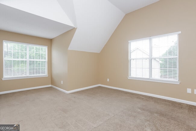 Building Photo - 4530 Talon Way