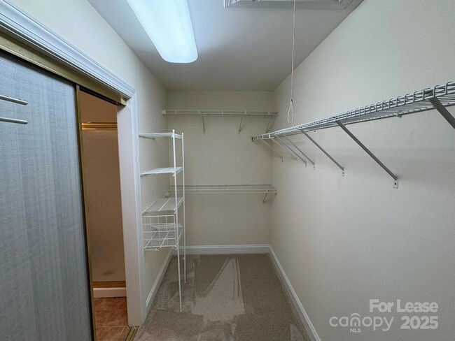 Building Photo - 7127 Weddington Brook Dr
