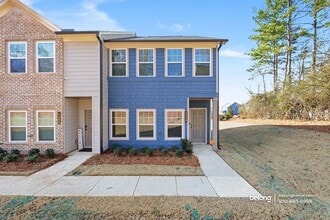 Building Photo - 4430 Ryan St