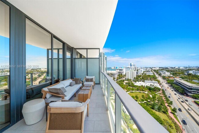 Building Photo - 500 Alton Rd