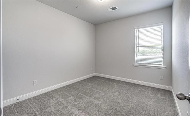 Building Photo - 336 Almanor St