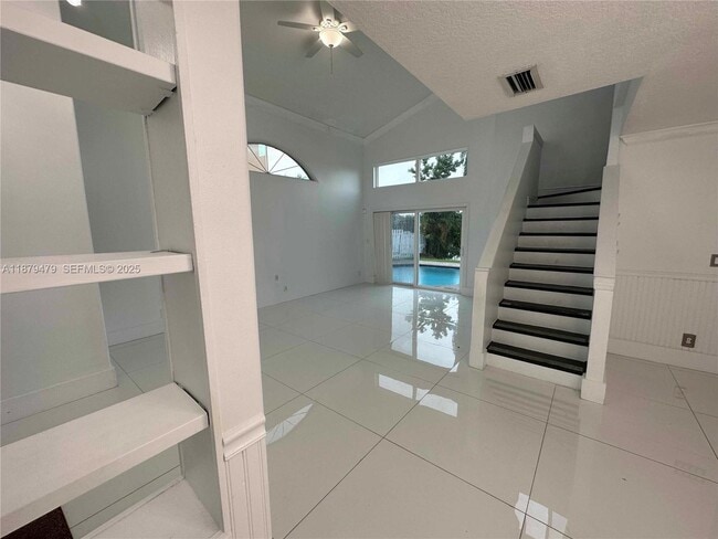 Building Photo - 2611 Regalia Way