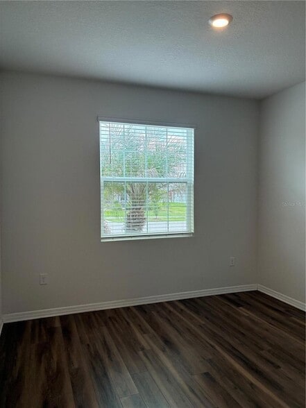 Building Photo - 8737 Bower Bass Cir