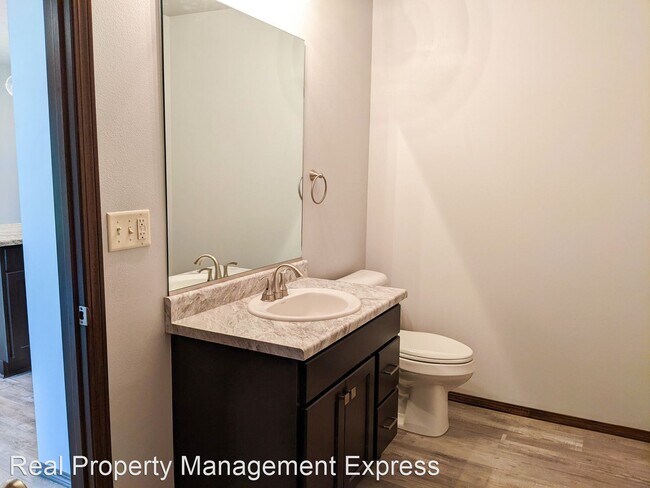 Building Photo - 3 br, 2.5 bath House - 4600 E Whisper Ridg...